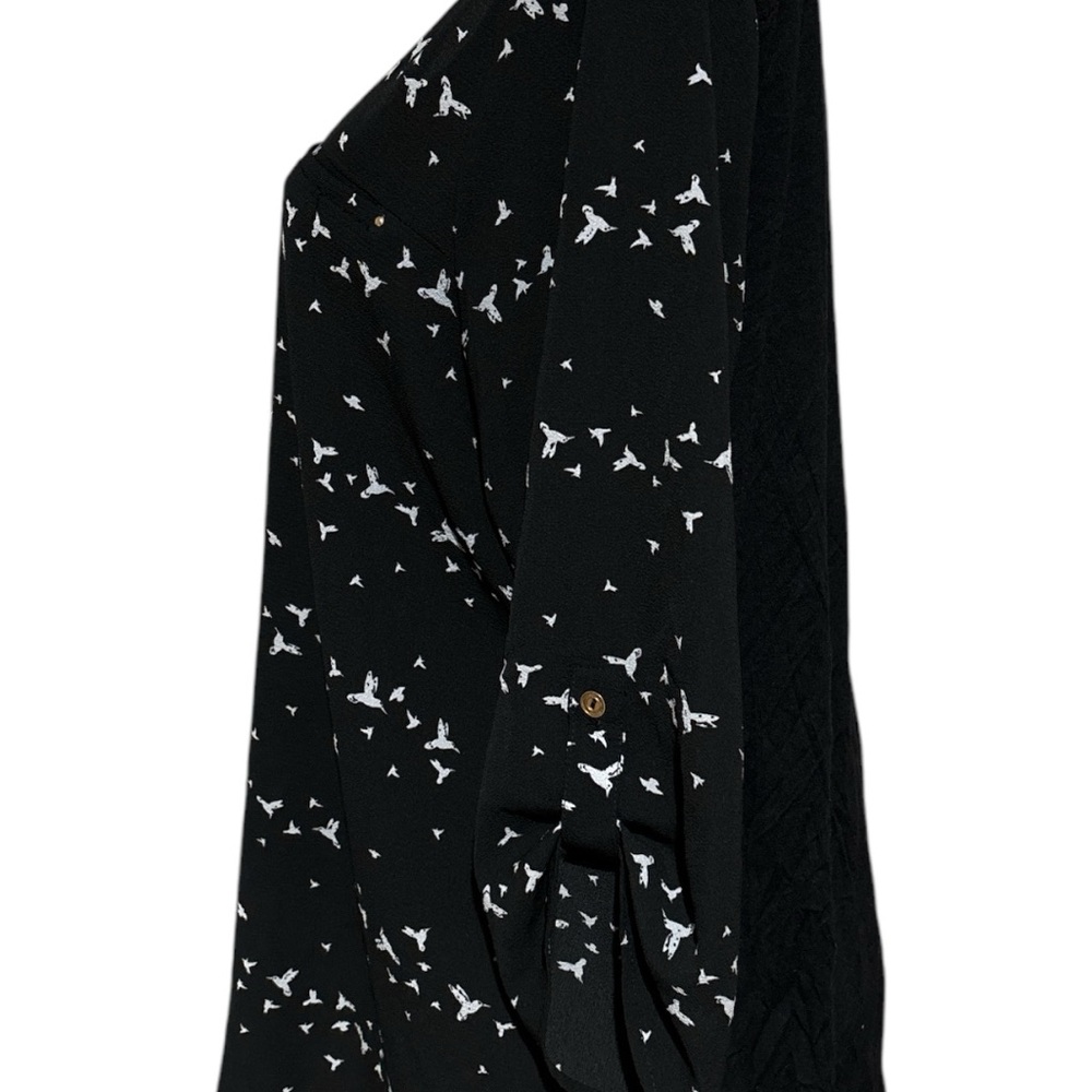 Tempted hearts Black and White V-Neck Blouse - Picture 4 of 7